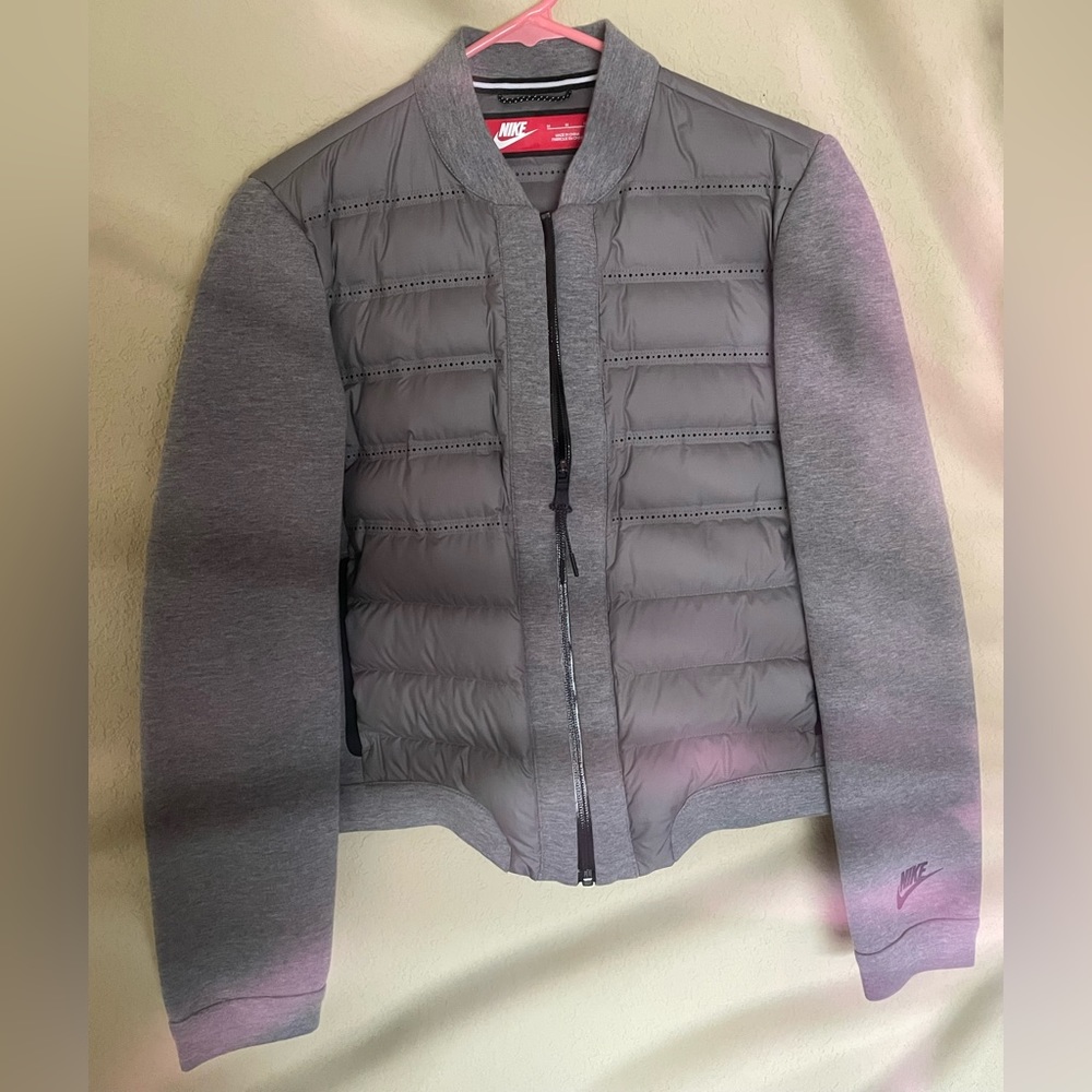 M Nike Youth Gray Jacket